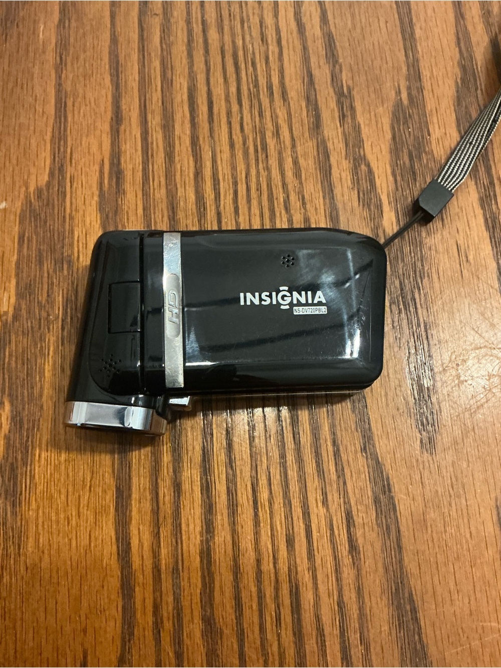 Insignia NS-DV720PBL2 720p HD 5MP Camcorder 3” LCD HDMI Untested!